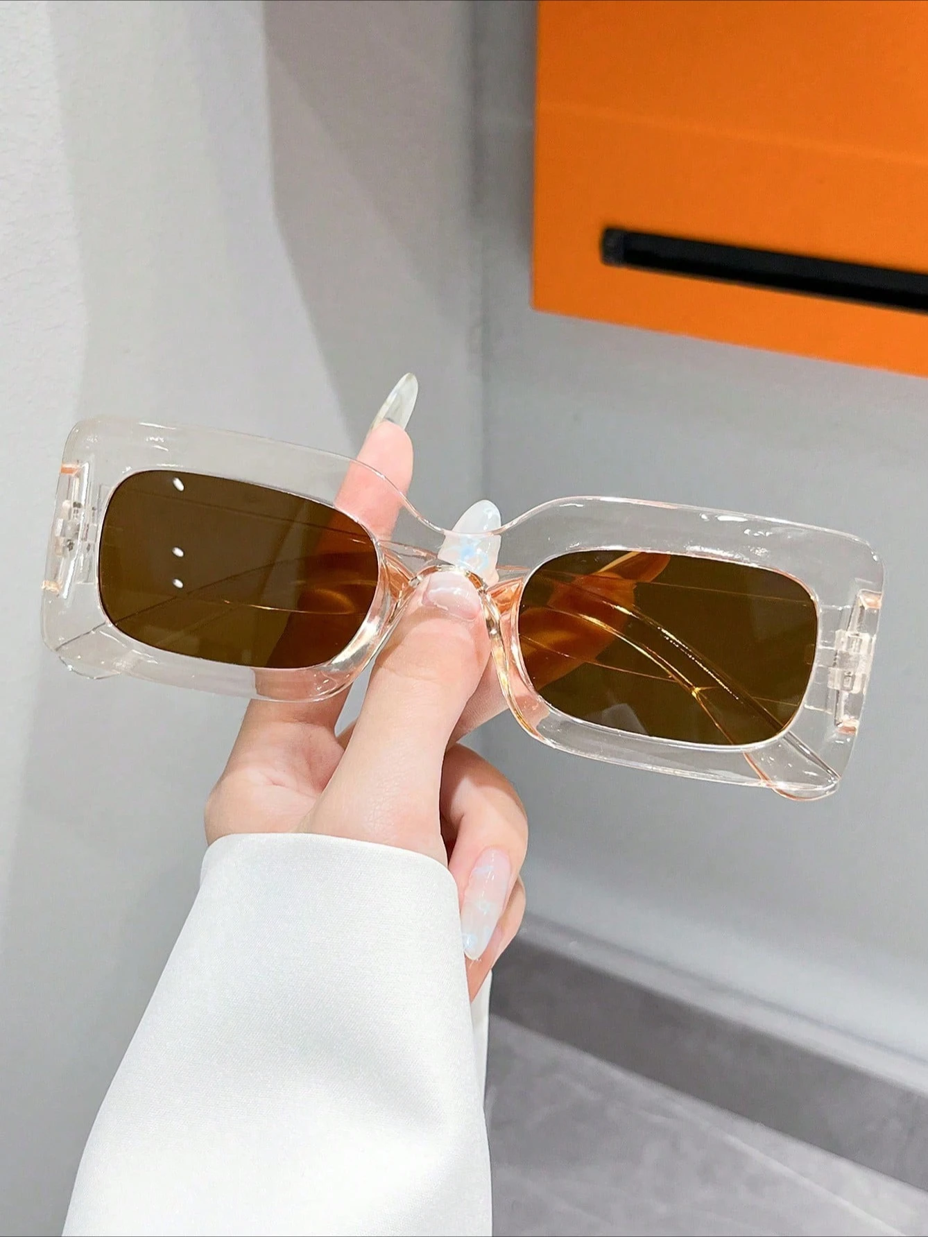 نظارات شمسية مستطيلة عصرية على طراز الهيب هوب باللون البني للجنسين، مناسبة لقضاء العطلات والترفيه