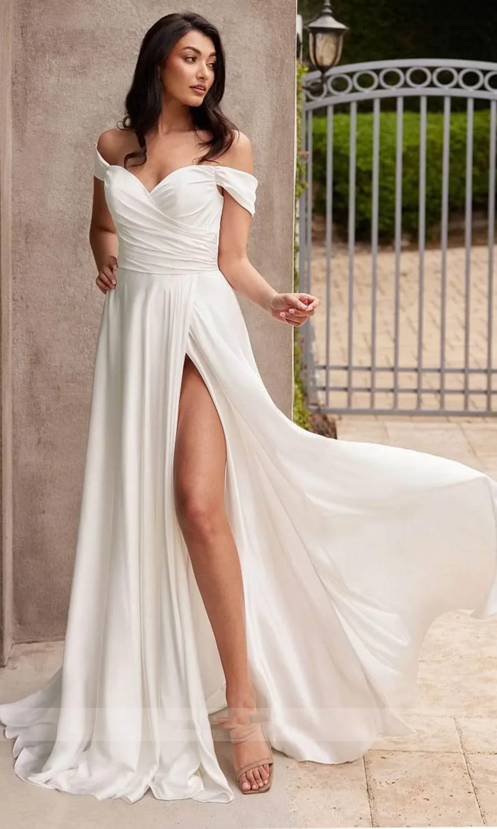 Flavinke Simple Off Shoulder Pleated Wedding Dresses with Side Split Backless A-line Court Bridal Gown vestido de novia 2024