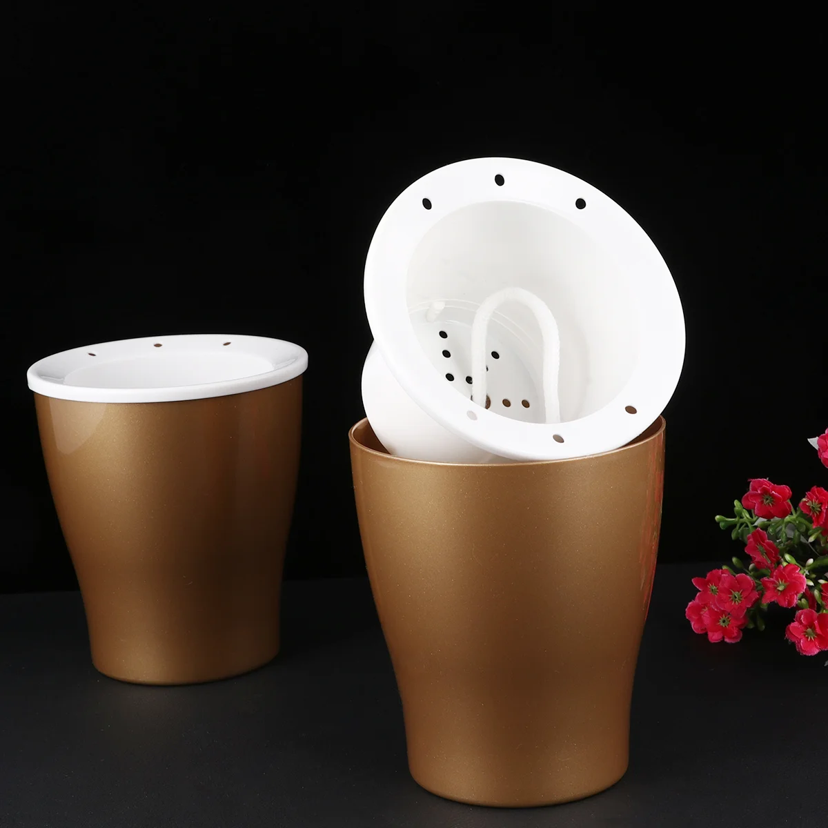 

2 Pcs Indoor Plant Pots Flower Water Storage Self Watering Flowerpot Small Plants Holder Golden