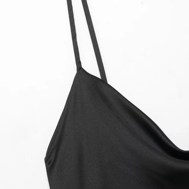 Długa sukienka maxi na ramiączkach z frędzlami i patchworkiem, idealna na letnie przyjęcie, wieczór, do klubu, na plażę lub wakacje.