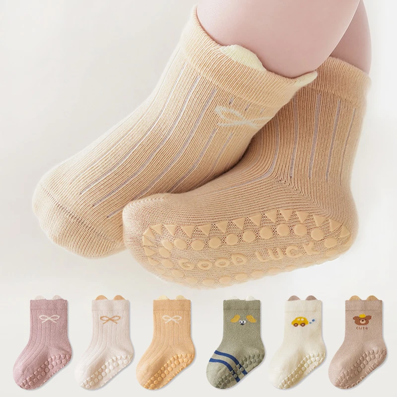 3 Paar rutschfeste Socken für Neugeborene, rutschfeste Kleinkindsocken, niedliches Cartoon-Muster, Kindersocken, rutschfeste Baby-Bodensocken für Kinder