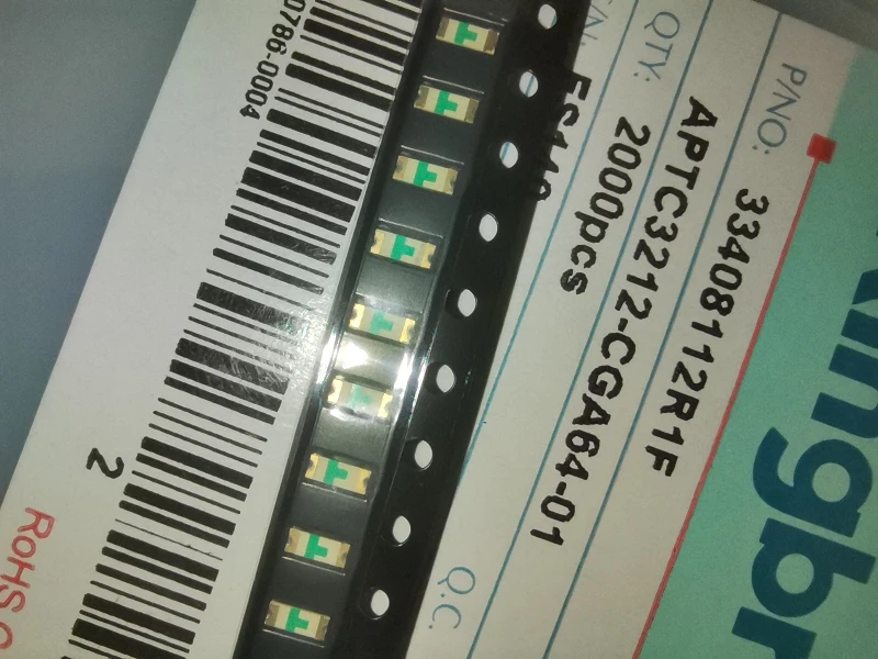 

50 шт./APTC3212-CGA64-01 1206 обратная паста красный свет подсветка дисплея светодиодный