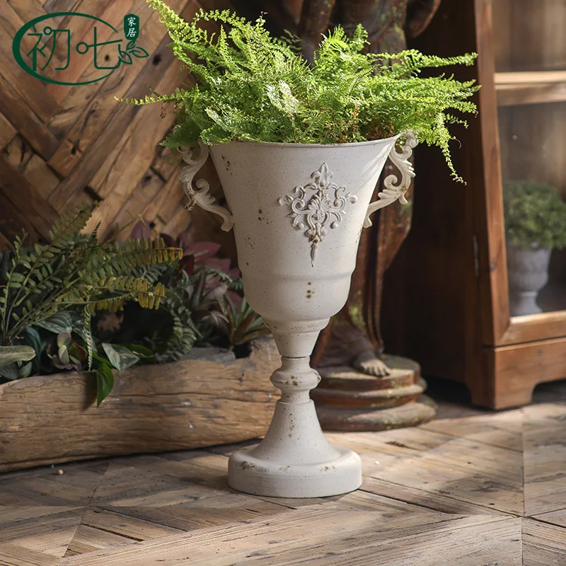 French restaurant desktop decoration vase outdoor courtyard dried flower ware retro and old handicrafts flower pot jewelry