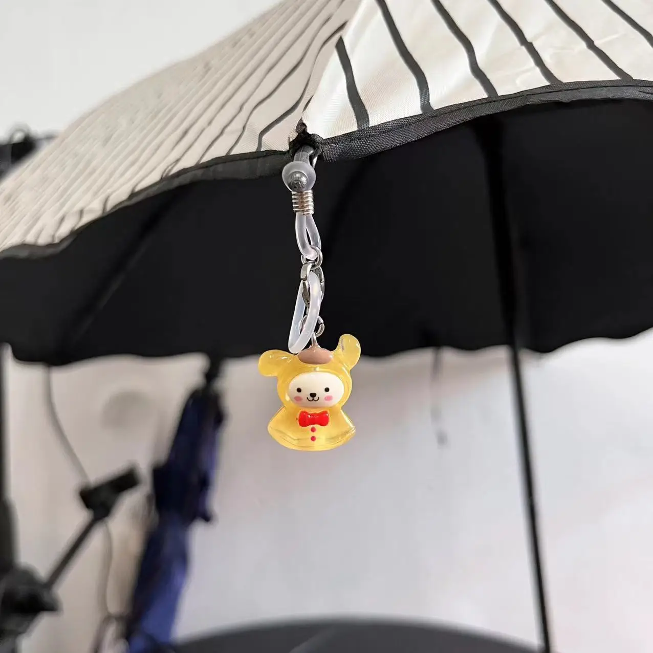 Sanrio Hello Kitty Cinnamoroll Umbrella Pendant My Melody Pompom Puri New Cute Cartoon Creative Key Chain Resin Pendant Gifts