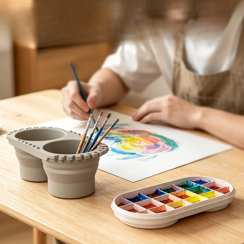 Silicone Multifunctional Brush Washing Bucket Three Piece Set With Palette Pen Insert Design Painting Pigment Brush Washing Cup