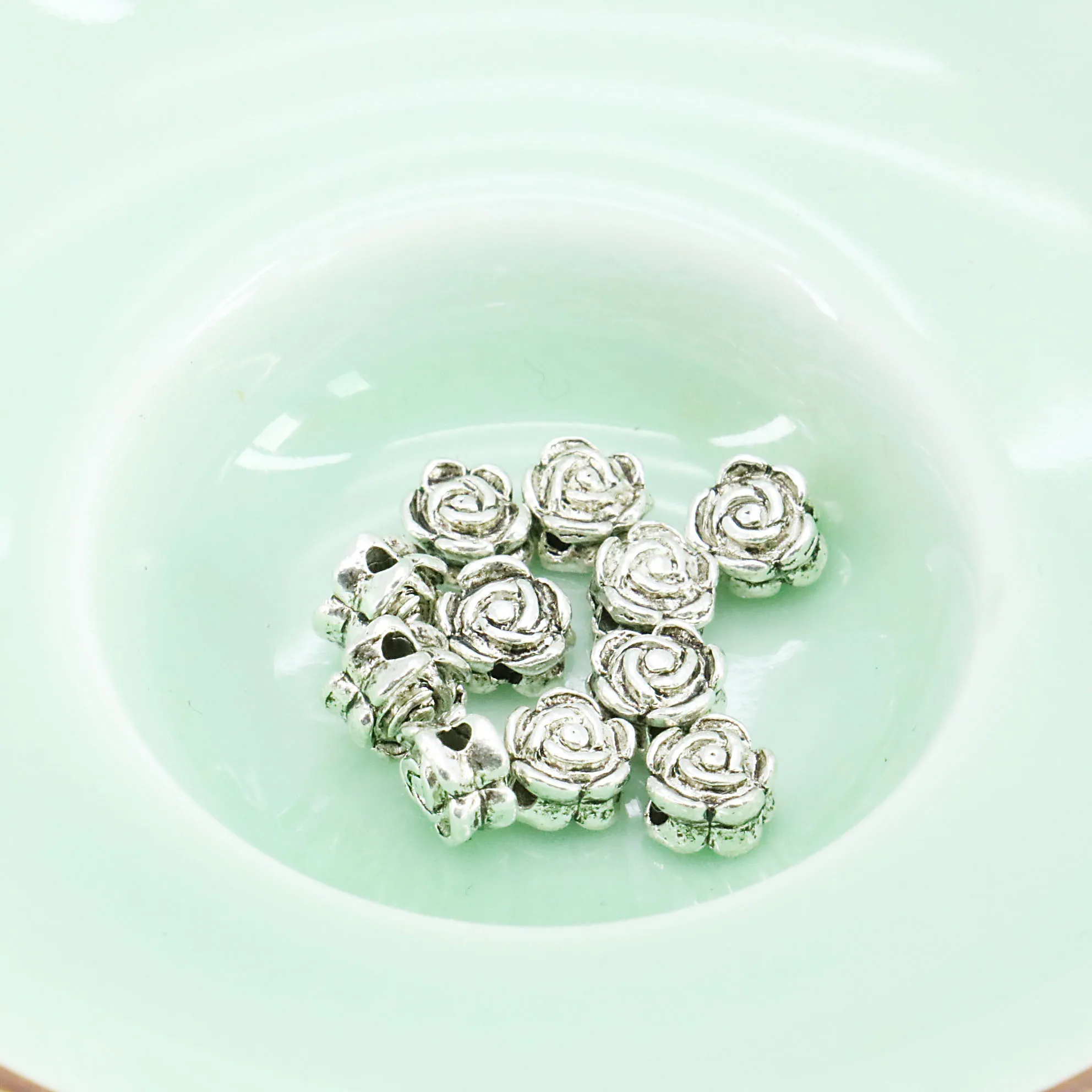 

5PCS 7x5mm Round Rose Flower Spacer DIY Beads Alloy Findings Fashion Handmade Jewelry Making Accessories For Necklace Bracelet