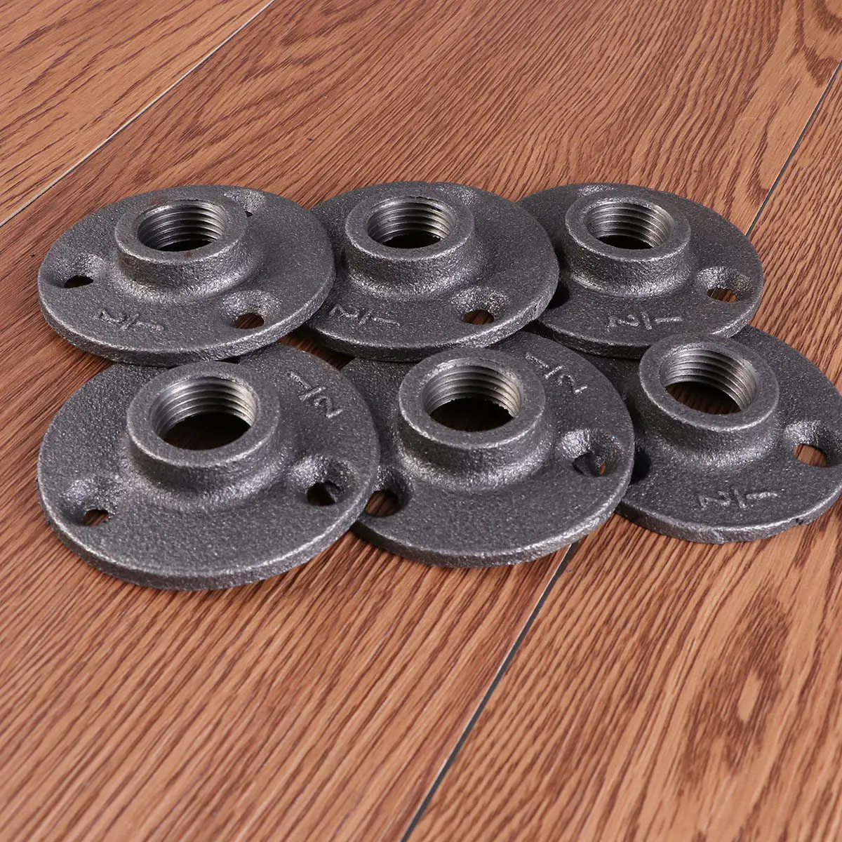10pcs-20mm-sturdy-malleable-floor-flange-iron-fittings-with-excellent-toughness-machinability-for-workshop-projects