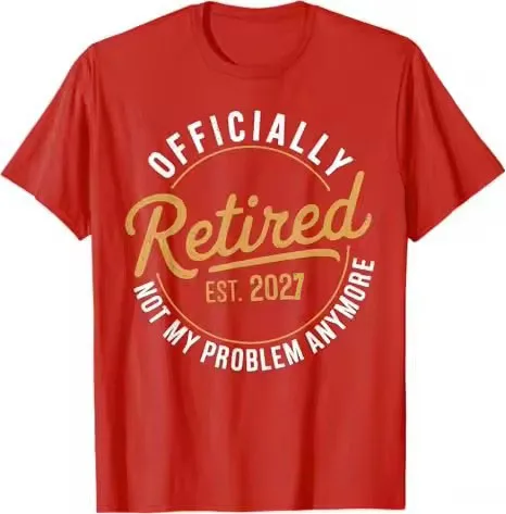 Ruhestand 2027, nicht mehr mein Problem – Vintage-T-Shirt mit lustigem Humor, aufgedrucktem Spruch, ideal als Geschenk zum Ruhestand für Opa oder Papa. – Detail 11