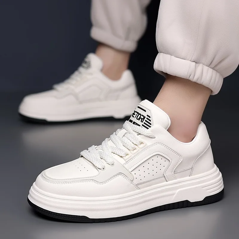 New Man Platform Small White Men Shoes Spring Autumn Fashionable Casual Male Shoes Men's Leather Sneakers