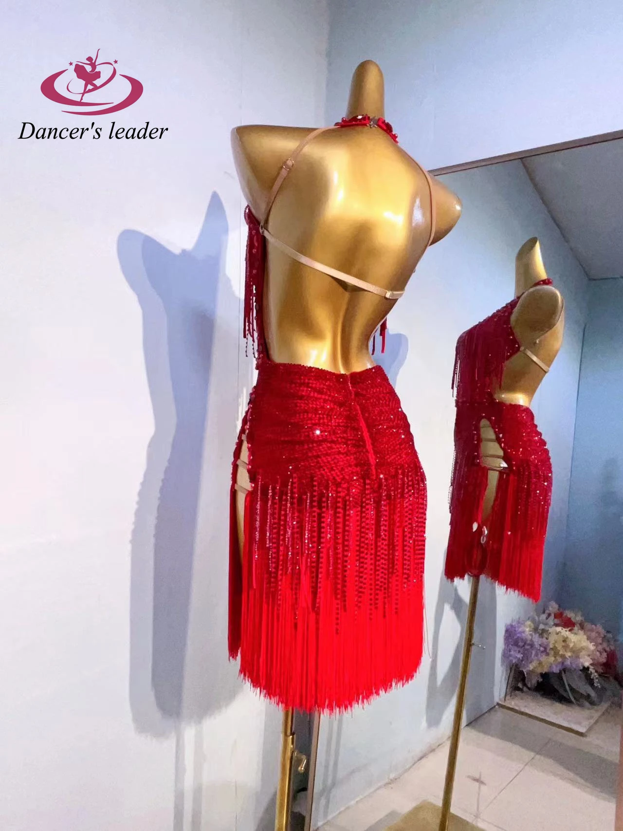 Abito da passerella con perle rosse personalizzate di fascia alta da donna con strass da ballo latino, costume da samba americano