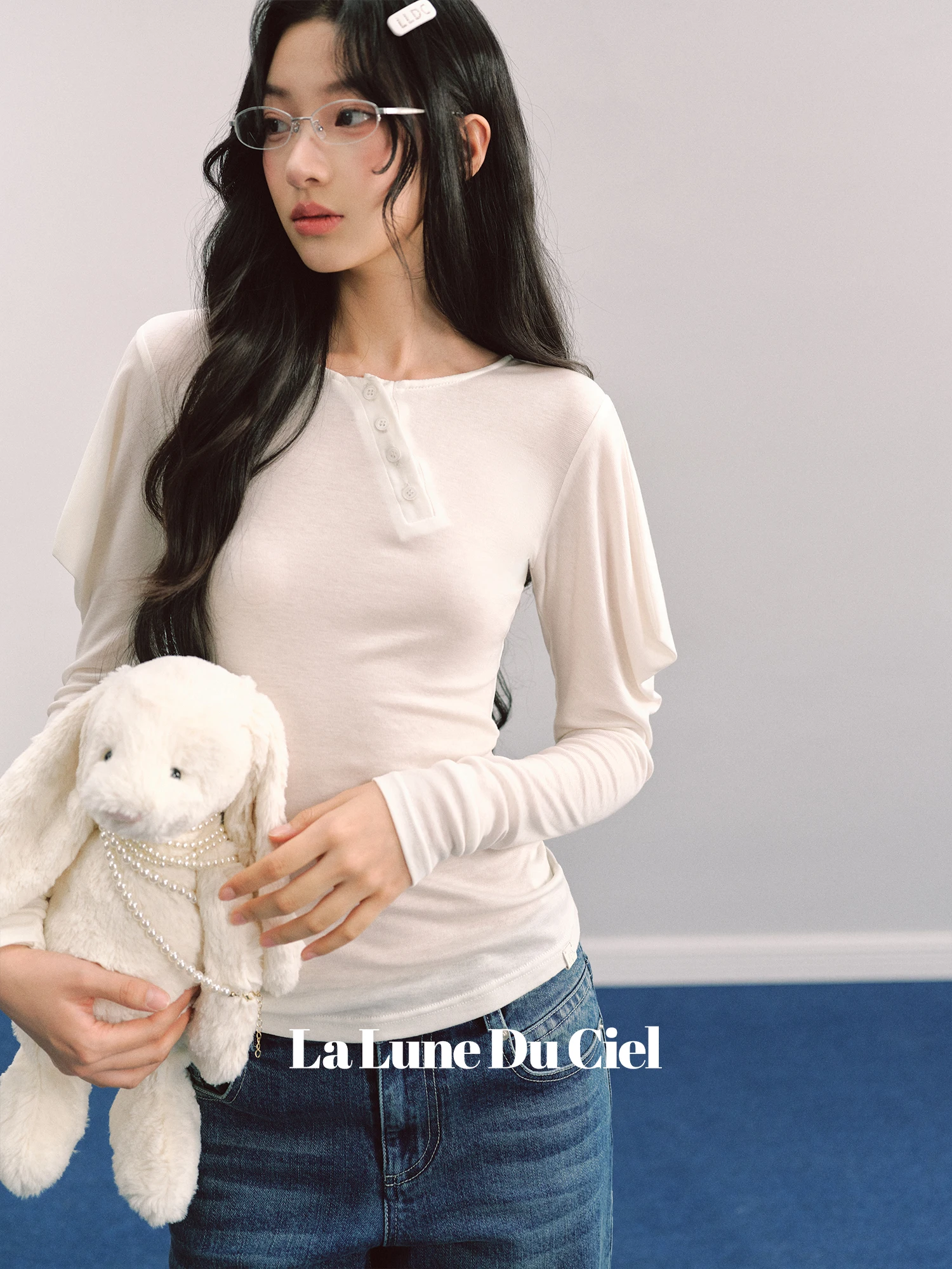 

Женская зимняя базовая футболка La Lune Du Ciel Ele round Ne Lambda Sve Slim Fit, с дизайнерским подходом, для ношения под одеждой