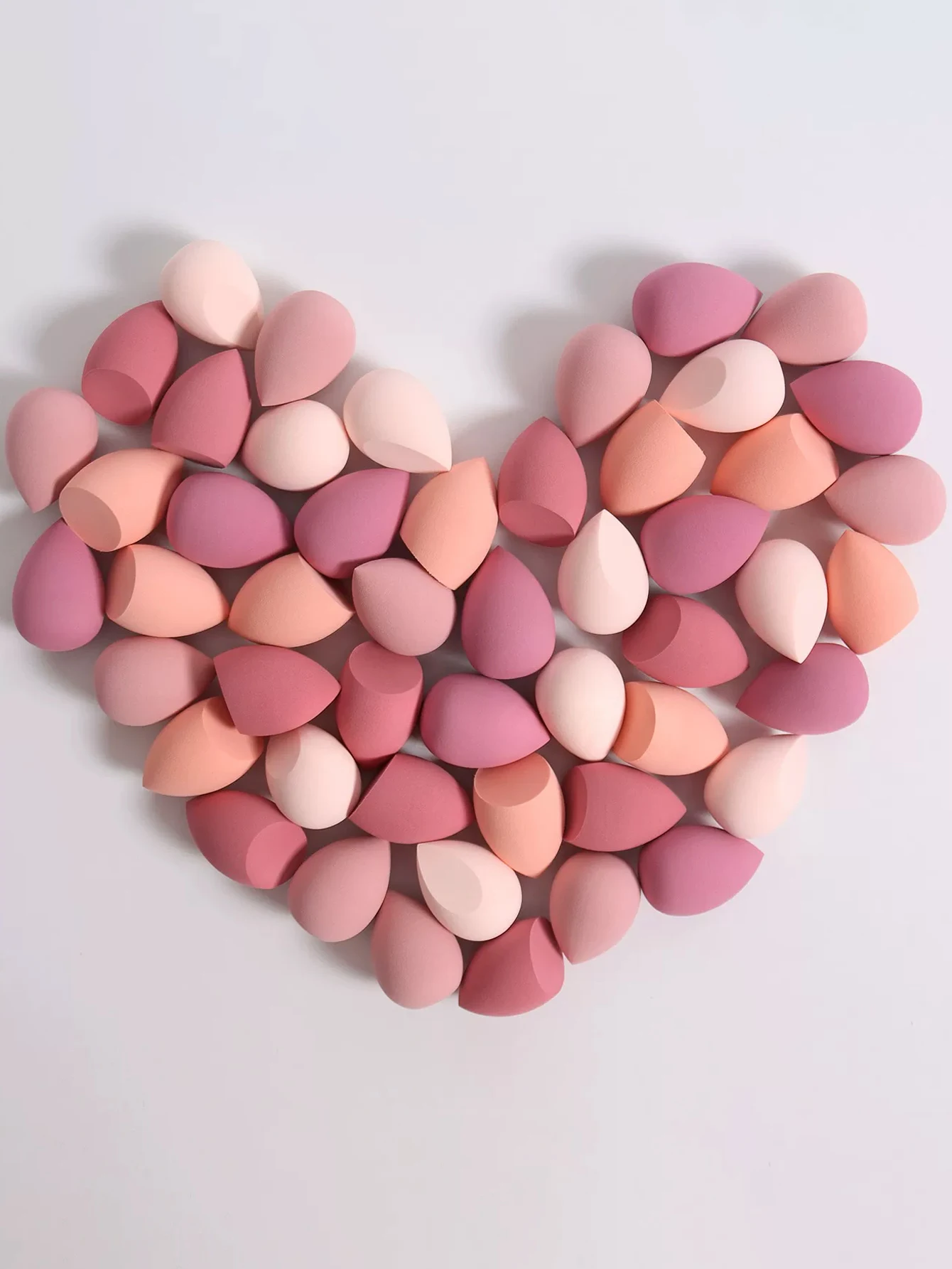 Colorful Makeup Sponge Set, Latex-Free Teardrop-Shaped Foundation Sponges, Dual-Use Makeup Puffs for Both Dry and Wet Application, Suitable for Liquid, Cream, and Powder Cosmetics, Soft Facial Makeup Tools for a Smooth Finish, a Daily Beauty Essential