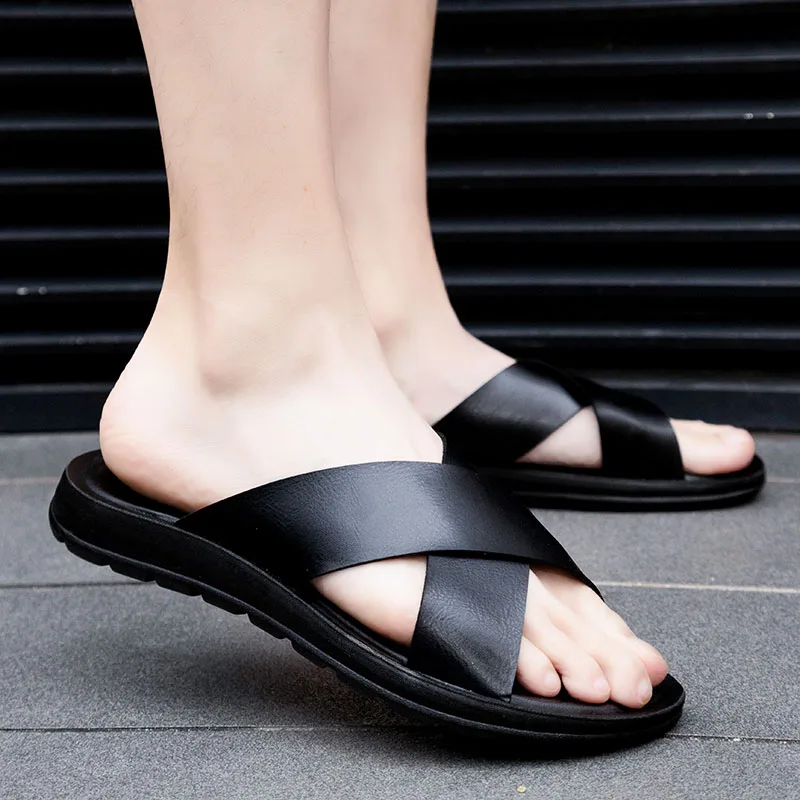 2023 Fashion Men Real Leather Slippers Summer New Black White/red/yellow Cross Over Slippers Men\'s Leisure Comfort Flat Sandals