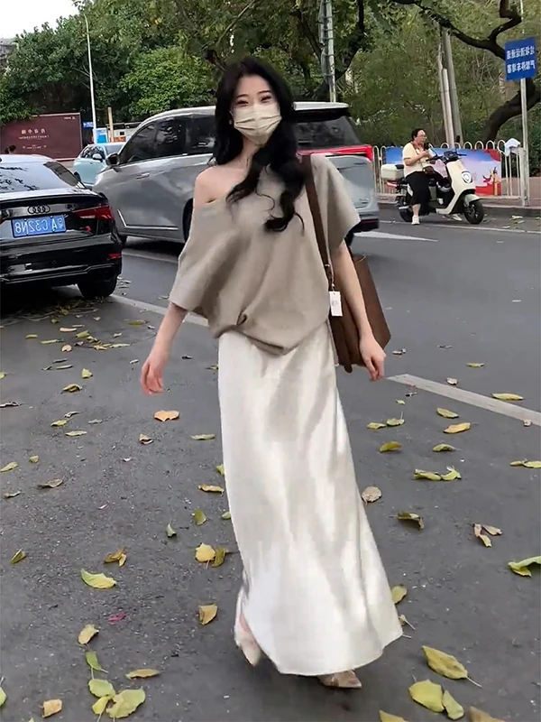 

Fashionable Summer 2026 Women's Salt Series Classy Light Maturity Half Skirt Set High Waist Long Dress T-Shirt Commute Style