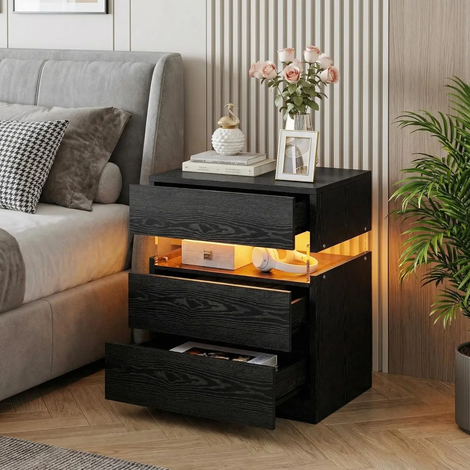 

Nightstand, Bedside Table with 3 Drawers, Modern Night Stands with LED Light, End Table with Storage for Bedroom, Black