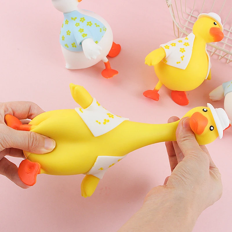 Cartone animato Dress Up Duck Squeeze Toy Silicone pizzico decompressione giocattolo antistress per regalo per bambini