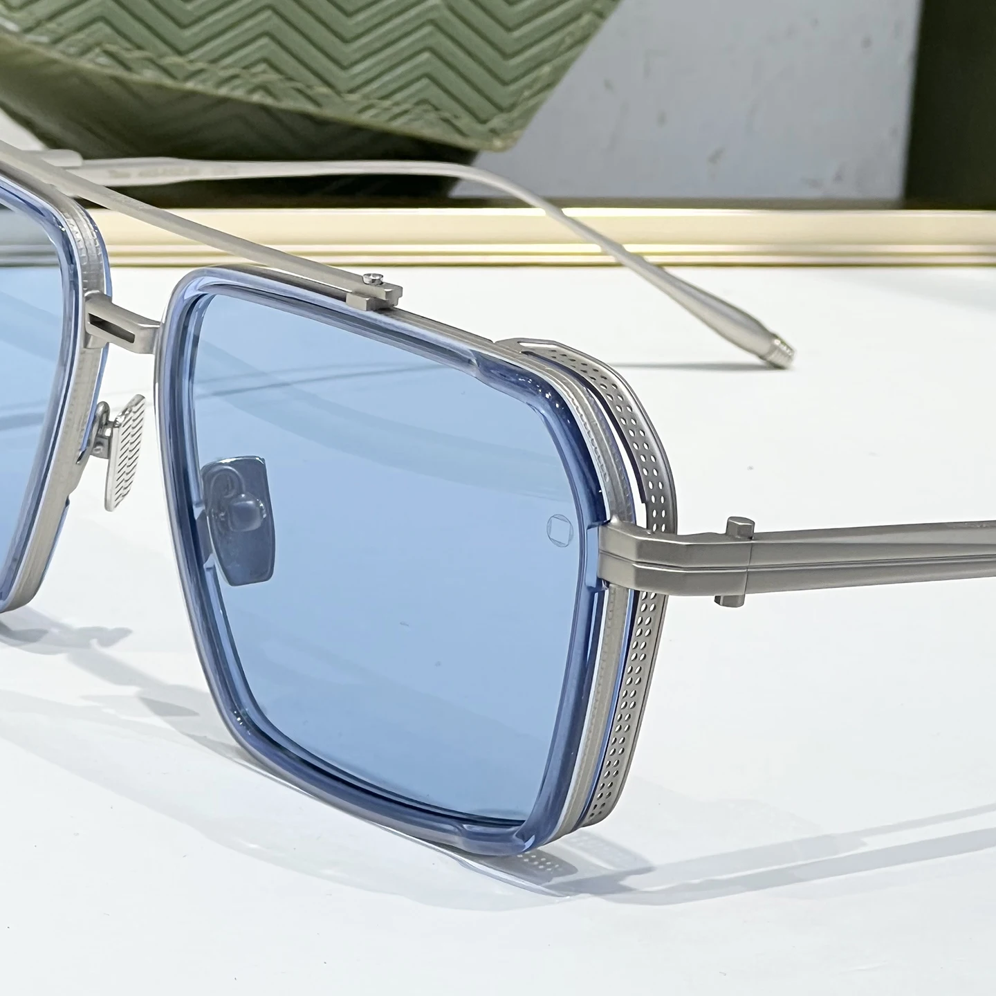 إطار مربع معدني ياباني مصمم فاخر INS كاجوال للقيادة للرجال للنظارات الشمسية والحفلات والعطلات للنساء لظلال AKS