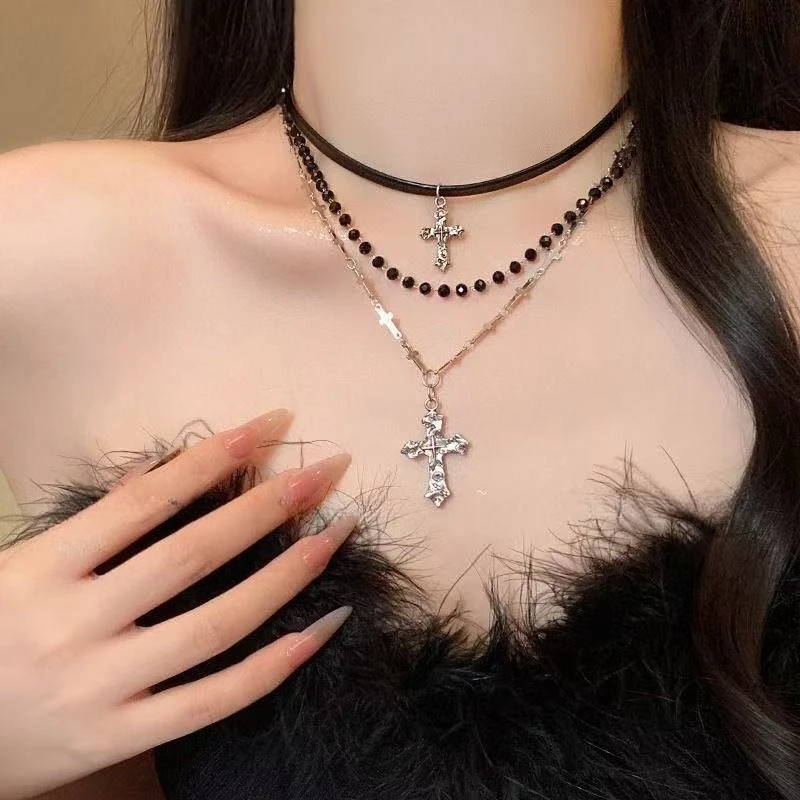 Millennium quente menina y2k retro multi-camada cruz grânulo colar para mulheres doce legal escuro punk em camadas clavícula corrente colares