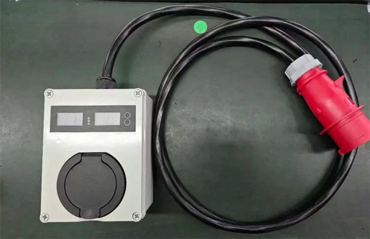 Type 2 Outlet Mini Wall-mounted AC EV Charger For Household Use 22KW Wallbox TYPE2 Socket Plug And Play Mode