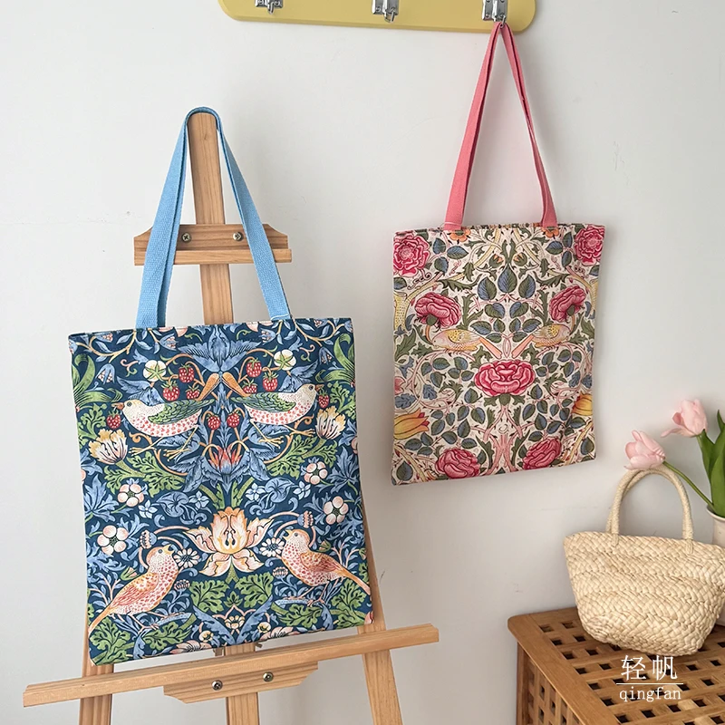 

William Morris Canvas Bag Handheld Shoulder Bag Gift Commuter Large Capacity Spring/Summer Girls Student Book