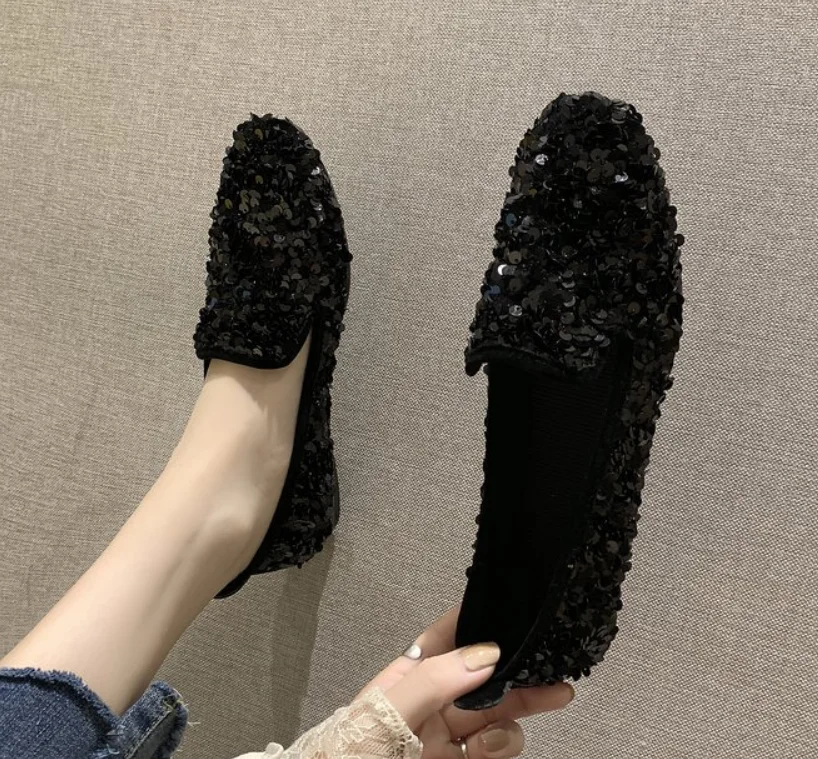 Women Flat Glitter Sneakers Casual Female Slip-On Bling Platform Comfortable Plus Size Loafer Shoes km87