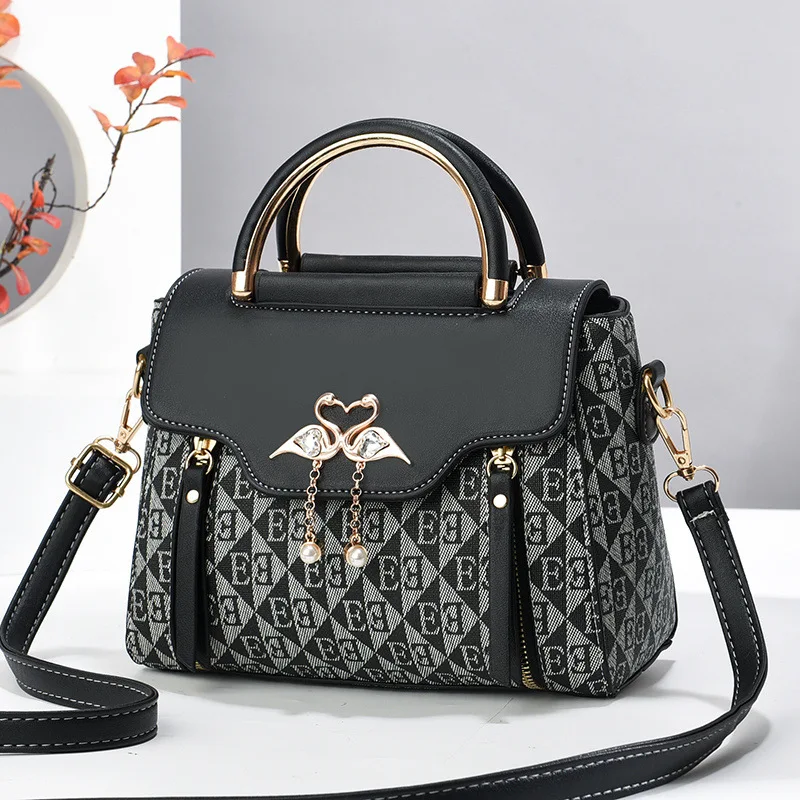 Authentic Leather Tactile Feel Ladies2024New Portable Light Luxury Handbag Fashionable Lightweight Shoulder Messenger Bag