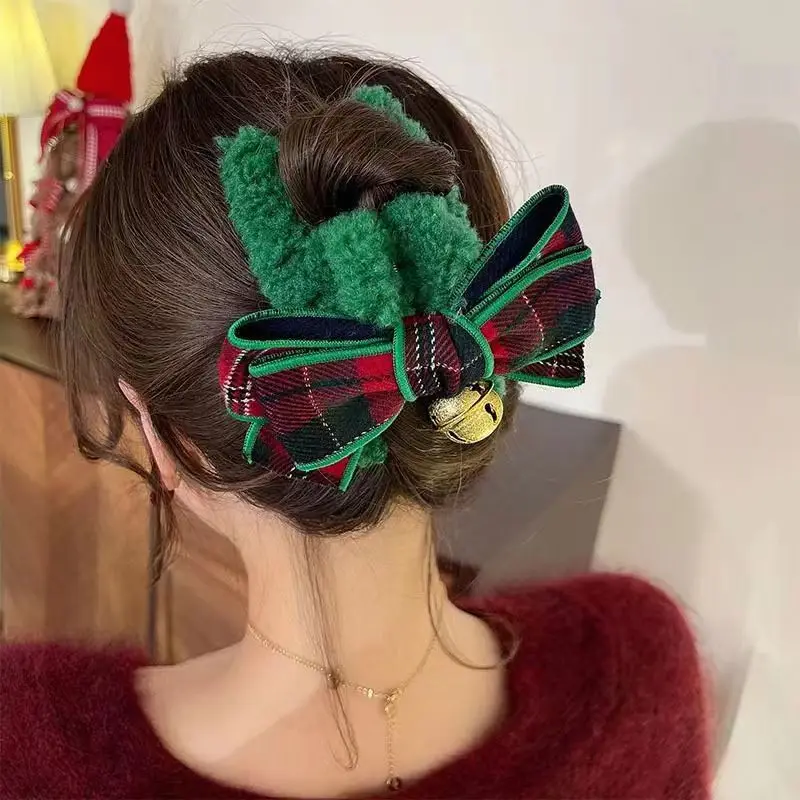 1pc Women\'s Multi Color Christmas Bow Bell Plush Grasp Clip Autumn/Winter Girl Grid Style Hairpin Shark Clip Headpiece