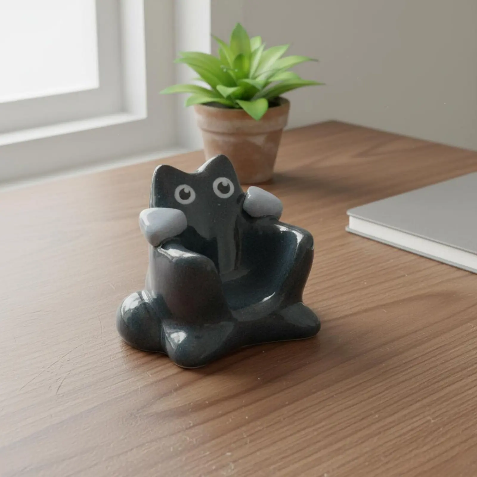 

Black Cat Dice Holder Distinctive Gift Cute Cat Dice Stand Desktop Decoration Adorable Design Portable for TTRPG Players