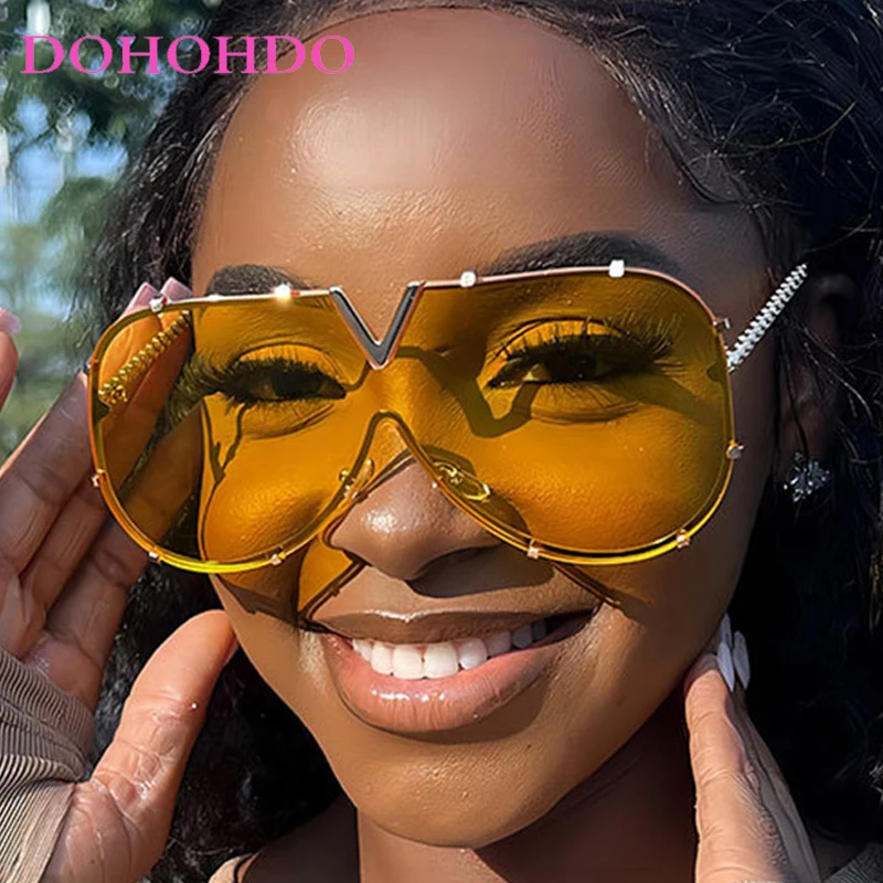 

2025 Metal Oversized Pilot Sunglasses Fashion Women Men Sunglasses Female Driving Outdoor Cycling Travel Windproof Goggles UV400