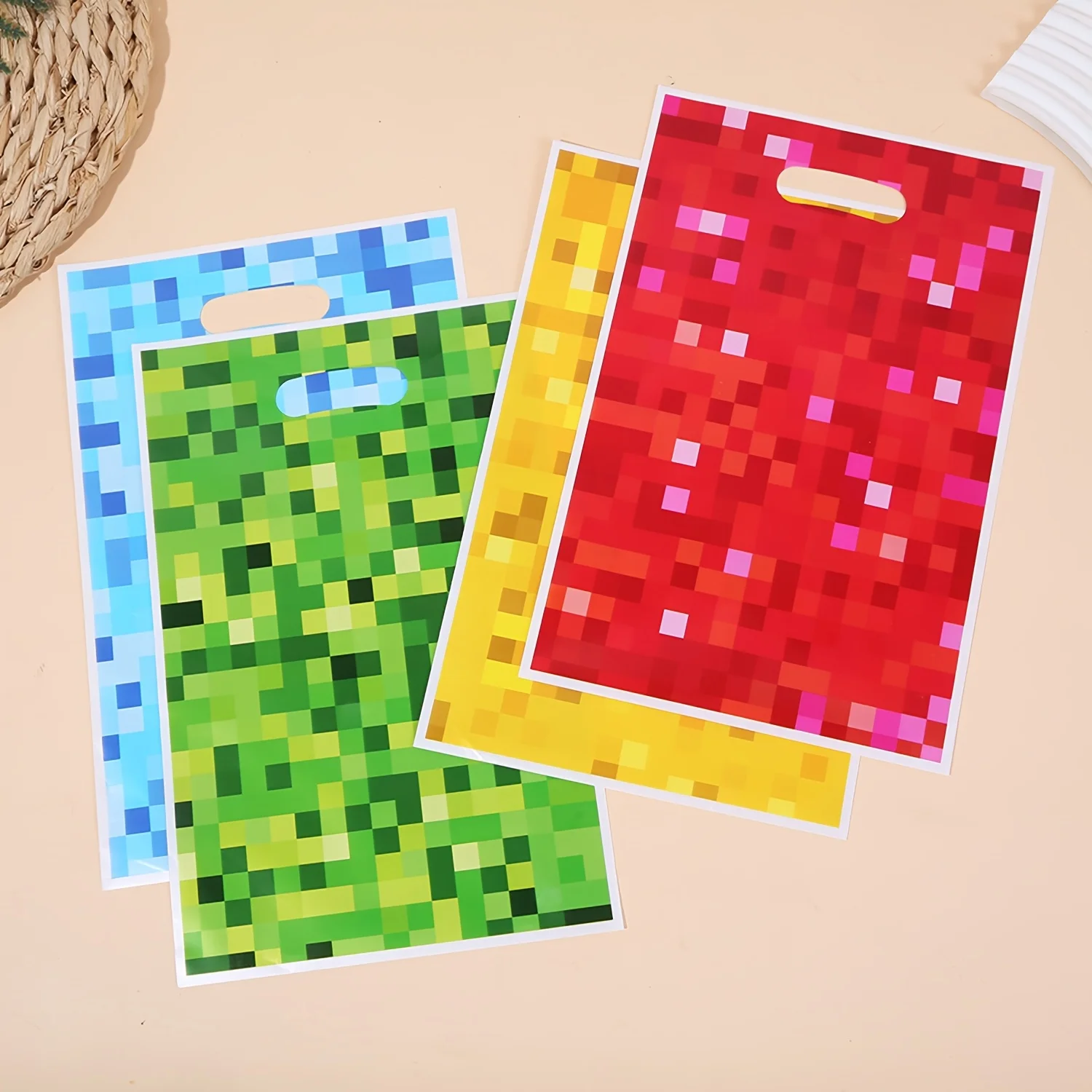 Pearlescent Pixel Print Handheld Gift Bags Colorful Party Return Goodie Bags Birthday Family Festival Celebration Decor Supplies
