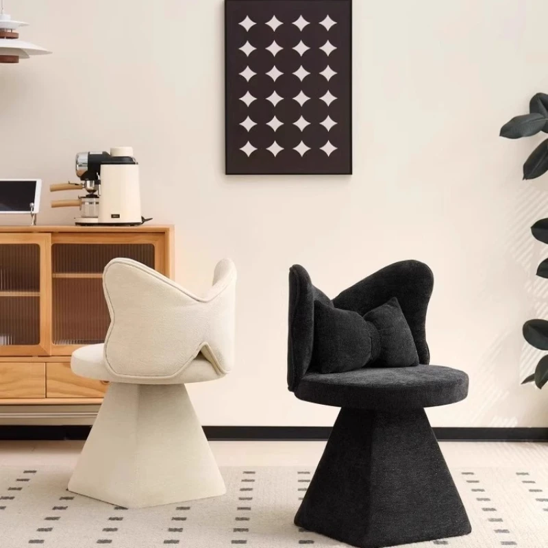 Sgabello per trucco moderno e leggero di lusso Sedie per trucco girevoli Sedia per trucco Mobili per camera da letto di casa Accessori per vanità Sgabelli
