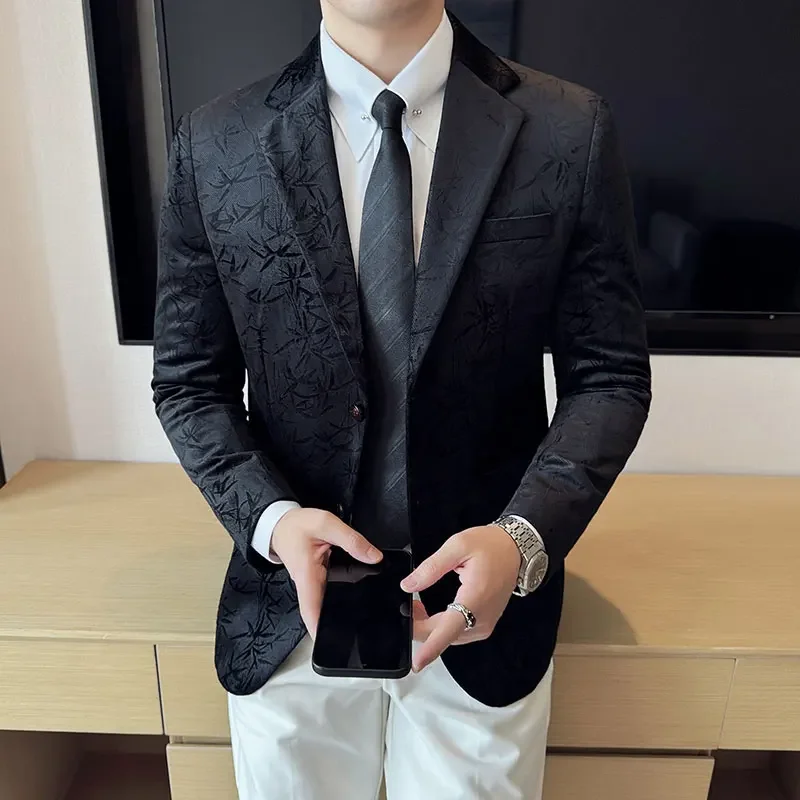 Velvet Jacquard Suit Jacket For Men 2024 New Business Casual Slim Fit Business Tailcoat Formal Wedding Party Fashion Casual Coat