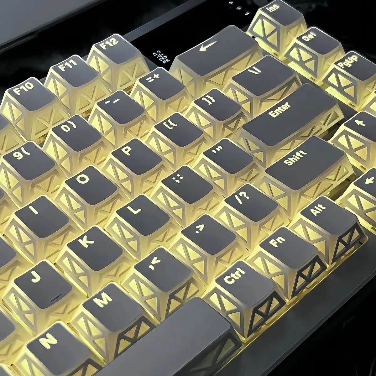 Light Prism Keycaps, 130 Keys, High Transparency, High Compatibility