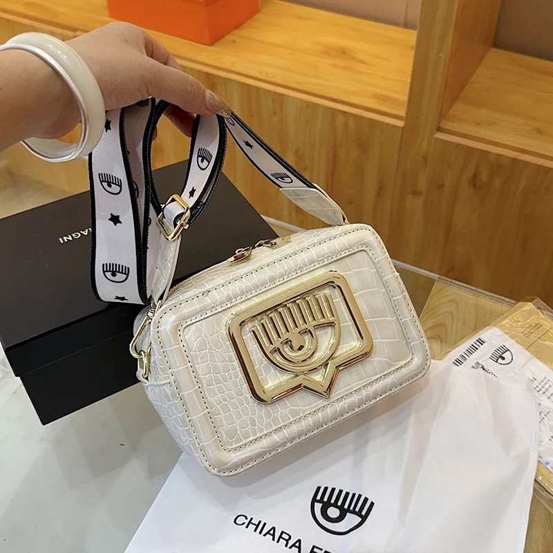 

Luxury Brand Messenger Bag Shoulder Style For Ladies Leather Elegant Handbag Popular And Classic