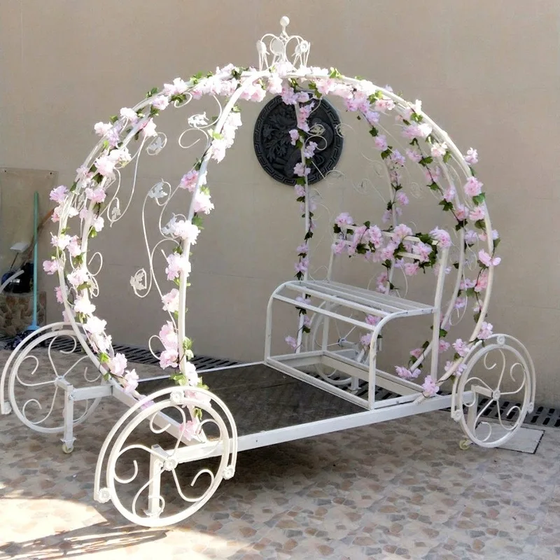 

Iron art pumpkin car bride treasure chest carriage wedding props Princess car pumpkin car wedding props