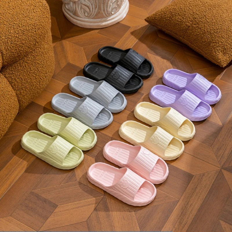 

Summer Cartoon Bear Indoor Slippers for Women Lightweight Soft EVA Slides Woman Comfort Home Bathroom Non Slip Slippers