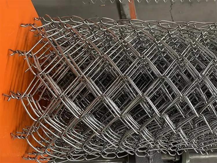 Customized Automatic Single Wire Chain Link Diamond Fence Mesh Making Weave Machine