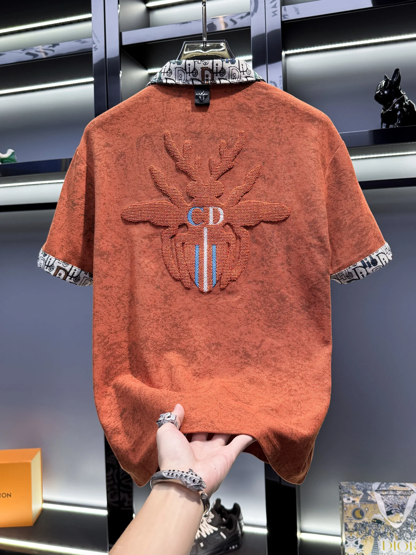 

Ele Men's ort Sve irt Embroidered Bee Design Summer Trendy Brand Turn-down Collar f Sve Men's T-irt