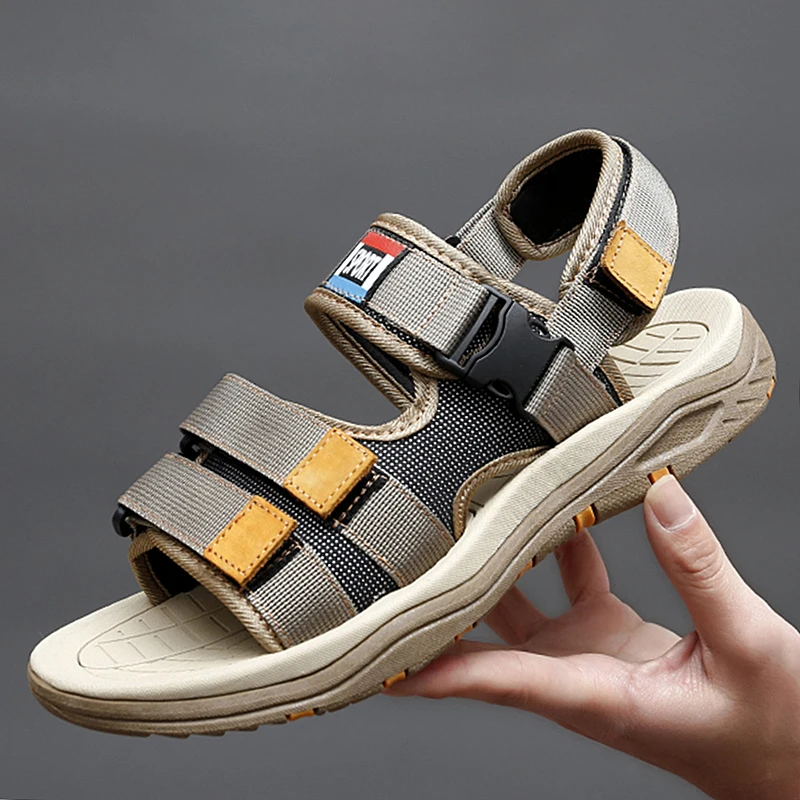 

Summer Men Sandals Genuine Leather Mens Casual Shoes Outdoor Men Leather Sandals for Men Beach Shoes Roman mens Shoes