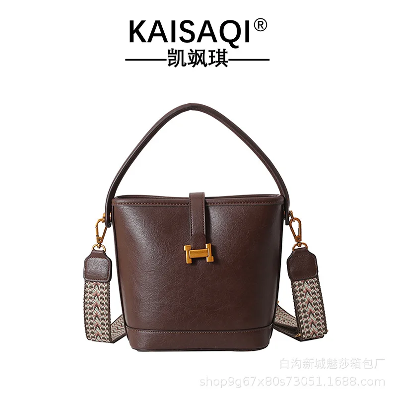 22*20*10cm Fashion Luxury Women\'s Shoulder Bags Designer Backpack Crossbody Shoulder Purses Handbag Women Clutch Travel tote Bag