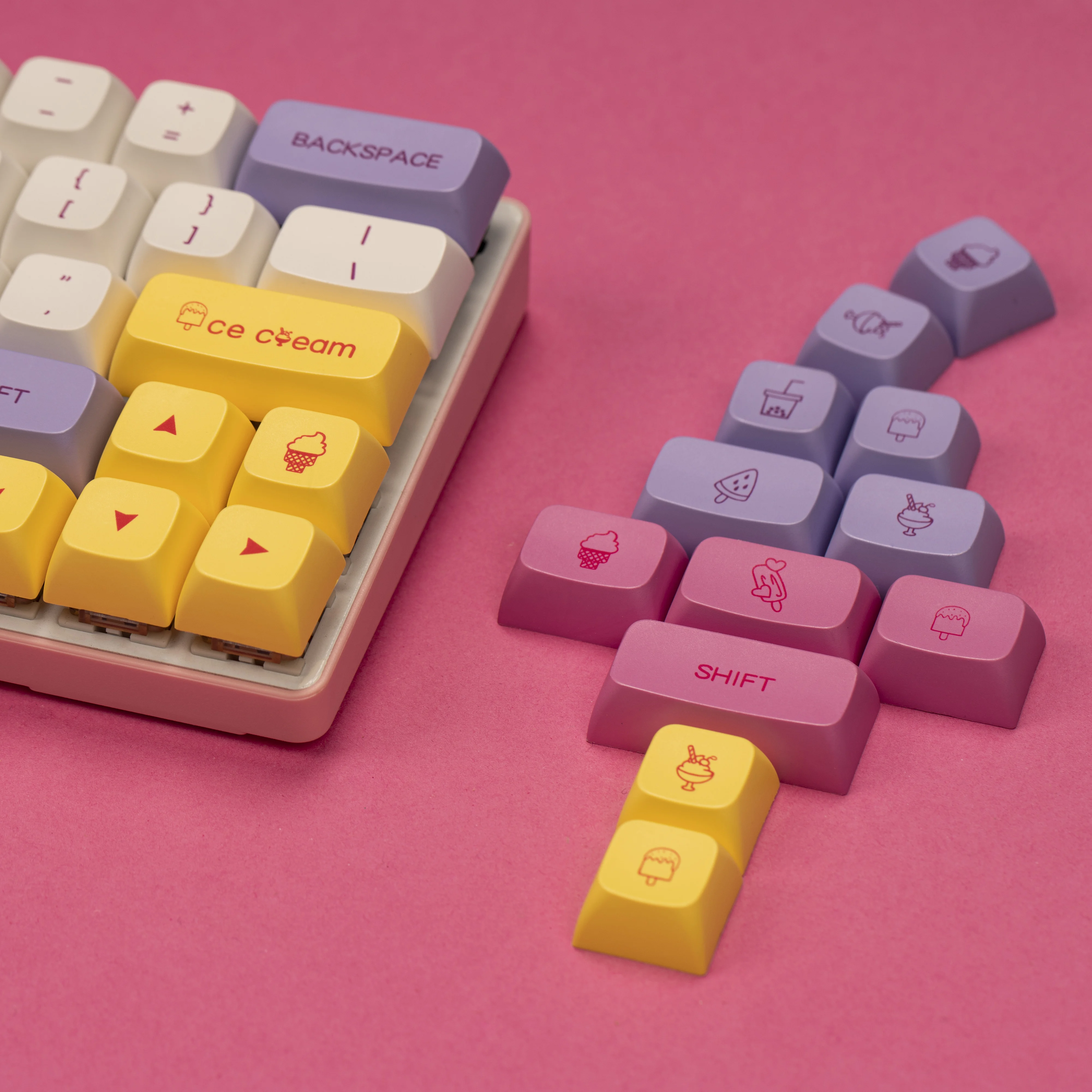 

Тема мороженого XDA Высота PBT Сублимационный колпачок Контрастный подарок макарон