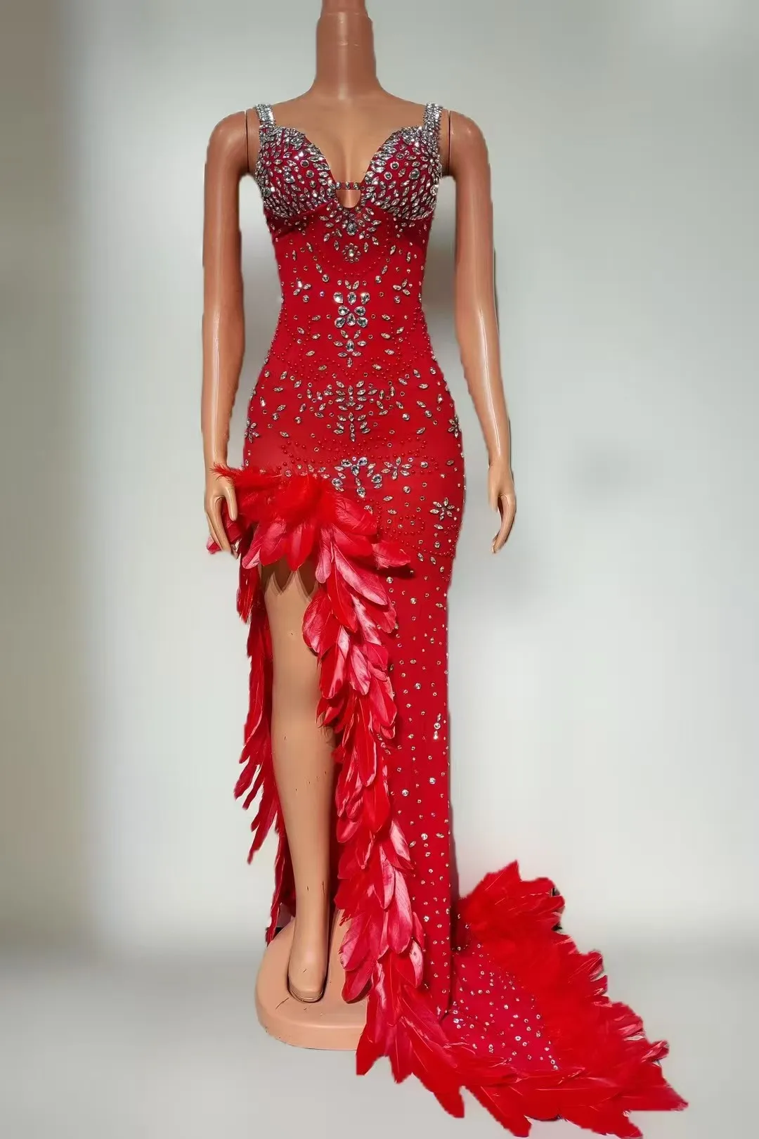 

Hiah Quality Hot Stamping Sexy Suspender FeatherSplicing lrregular Long Skirt 2025 New FashionCustom Women'S Clothing A818