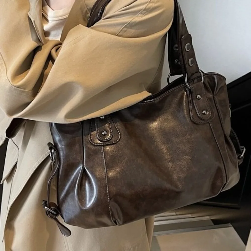 Chic Large Capacity Soft PU Shoulder Bag Solid Color Sturdy Handle Handbag Zipper Closure Leather Look Hobo Bag Daily Use