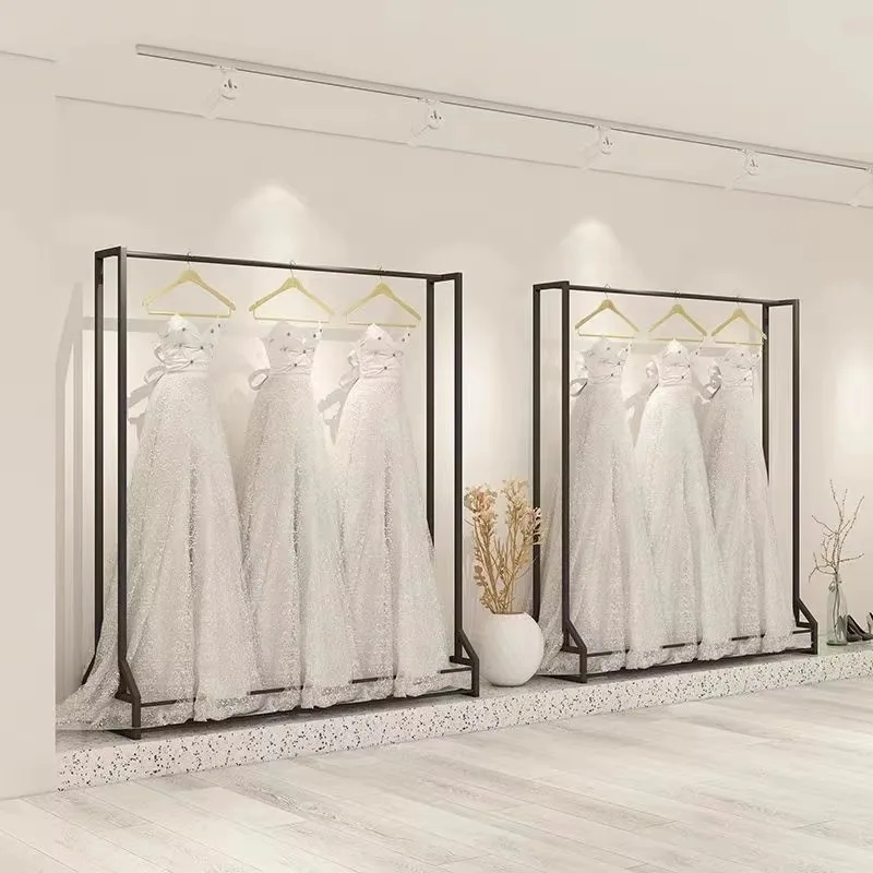 Boutique Store Custom Furniture Interior Design Custom Clothes Rack Display Wall Shelf Stand for Shopping Mall Use