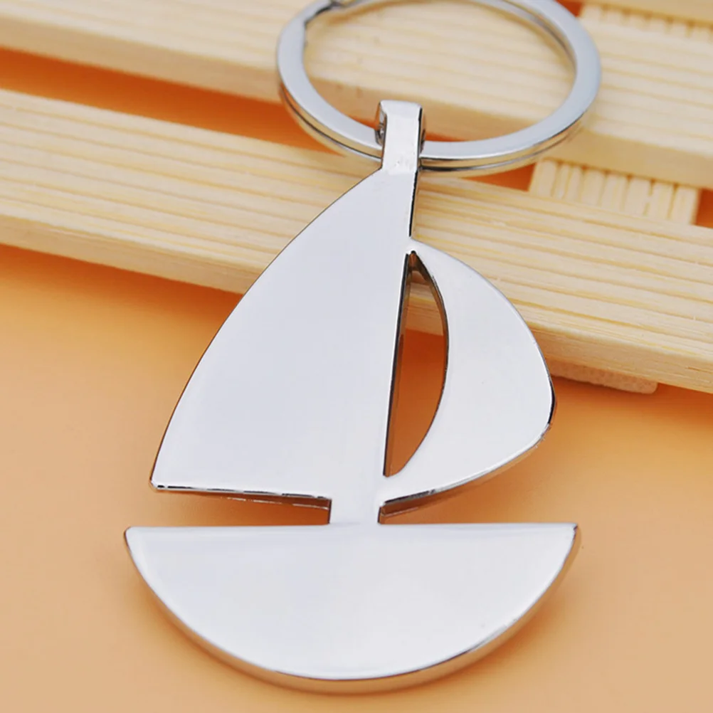 

Beautiful Keyring Simple Creative Metal Keychain Decor Sailing Boat Key Holder (Silver)