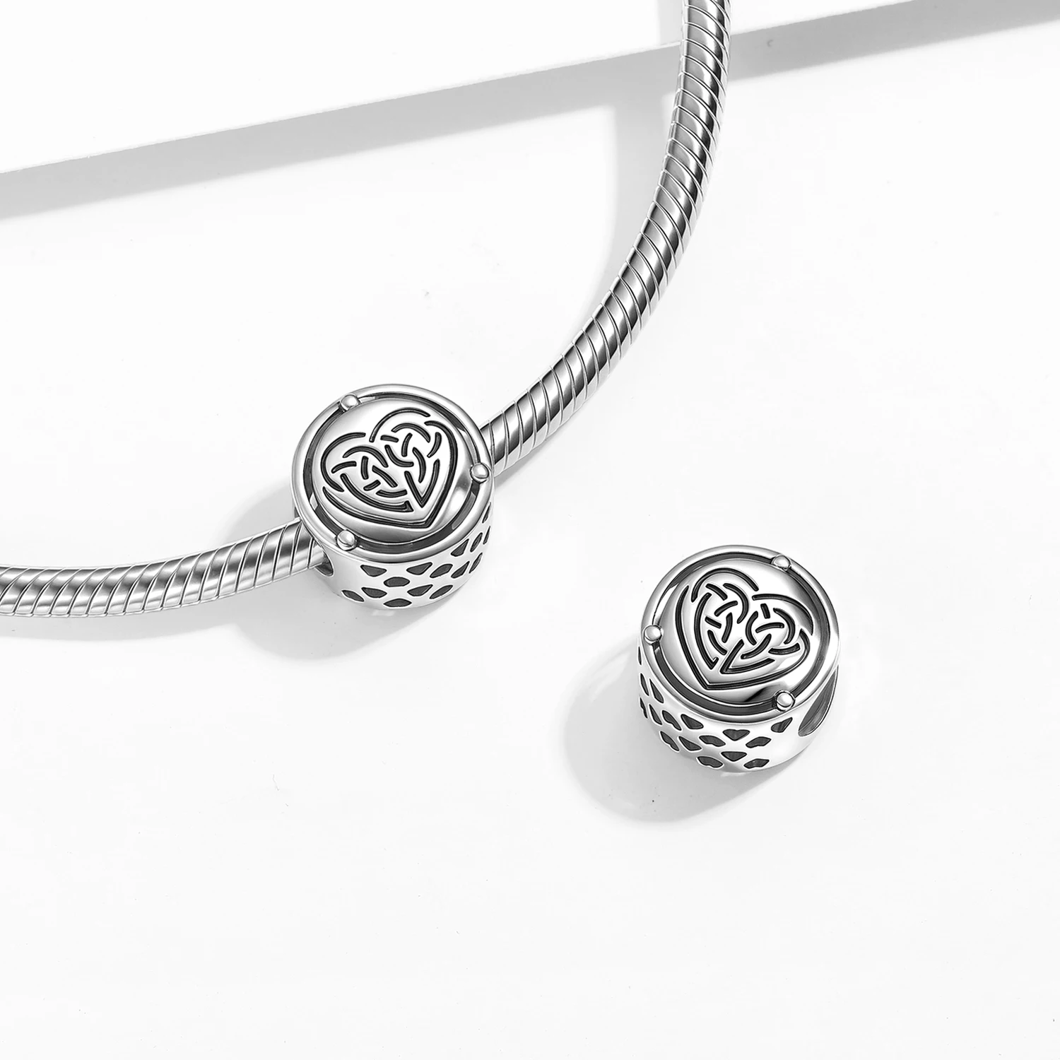 

kataoka Celtic Motherhood Knot 925 Sterling Silver Mom Symbols Charm Bead Jewelry Gifts Fit Original Bracelet Diy Jewelry kataok