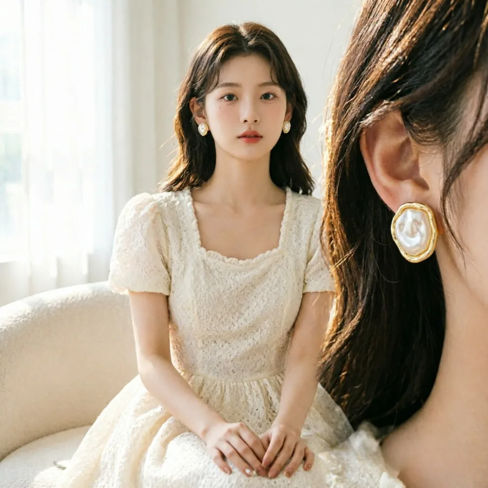2026 New Geometric Irregular Round Metal Pearl Earrings for Women Minimalist Style Personality Fashion Jewelry Accessories Gifts