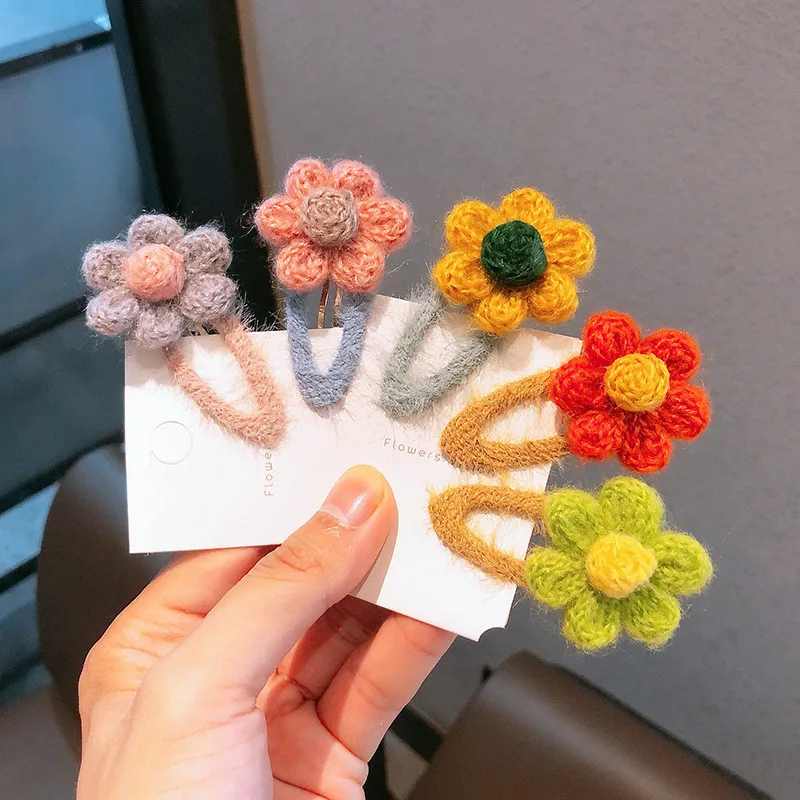 Ladies Temperament Fashion Autumn Winter Colored Plush Flower Hairpin Headdress Girl Side Clip Hairpin Clip Hair Accessories