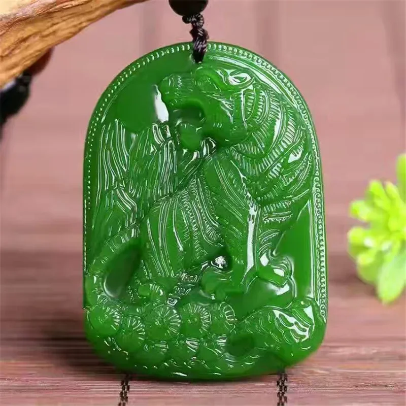 

Natural Green Hand Carved Zodiac Tiger Jade Pendant Fashion Boutique Men's Zodiac Tiger Necklace Gift Accessories