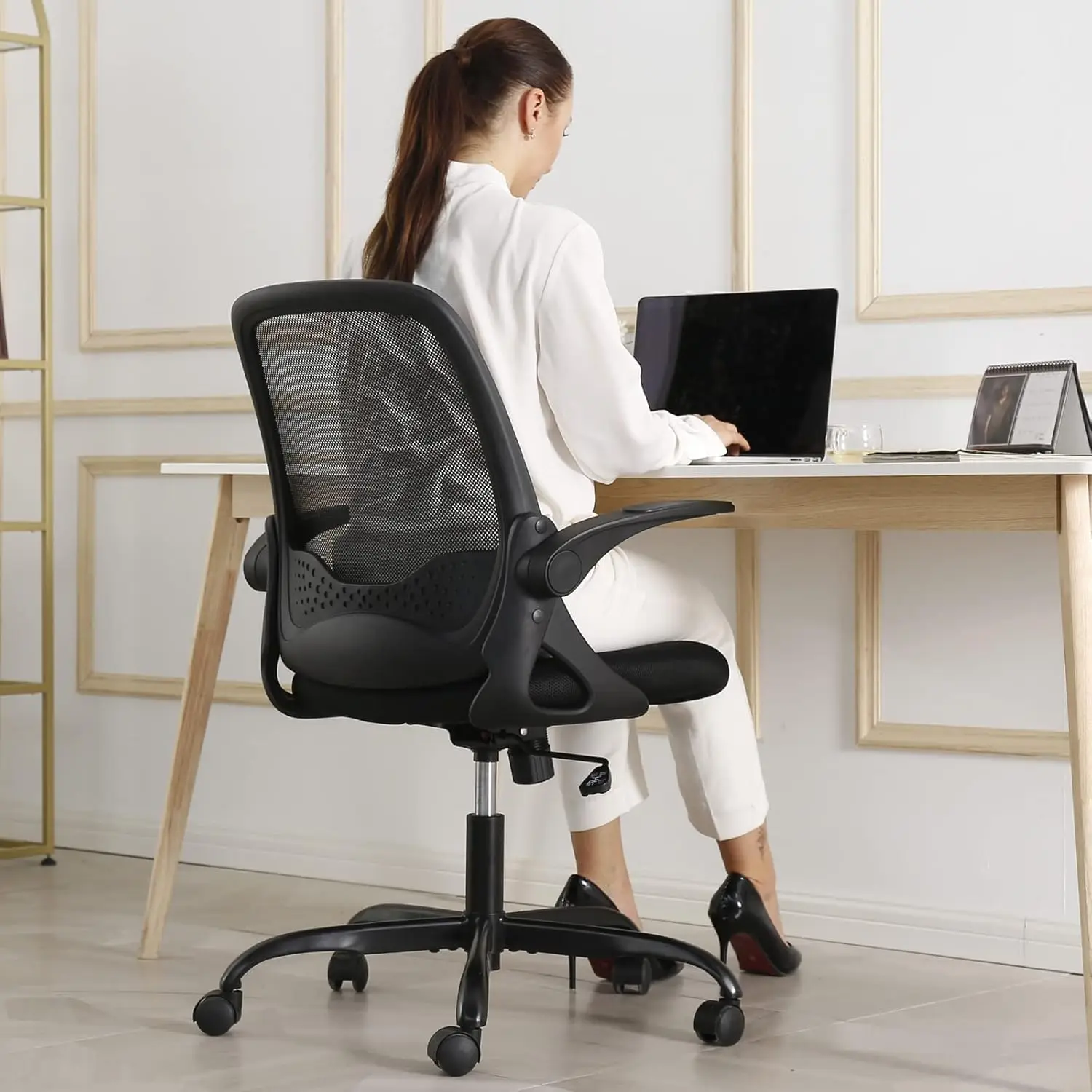 Office Chair, Ergonomic Desk Chair, Breathable Mesh Computer Chair, Comfy Swivel Task Chair with Flip-up Armrests